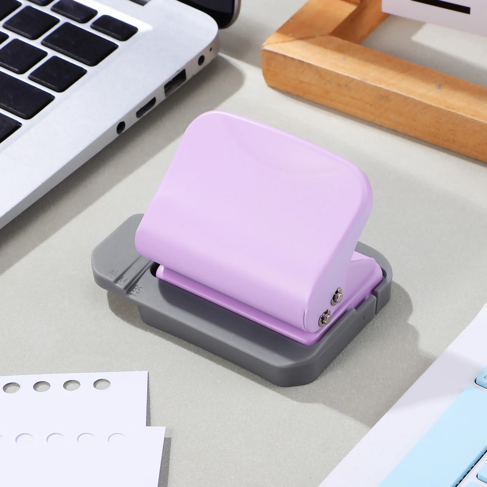 Loose-leaf Book Hole Puncher Mini Portable Paper Plastic Punching Machine for Crafts Student