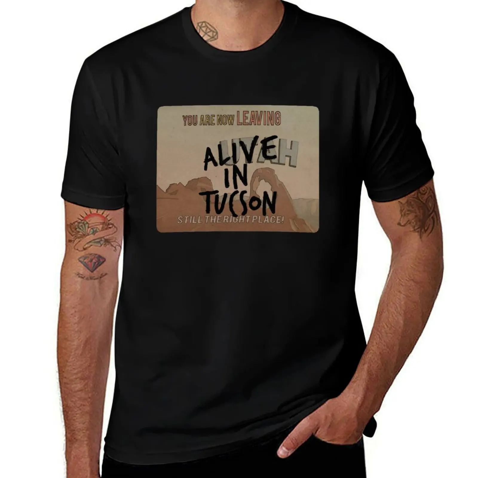 

Alive in Tucson - road sign T-Shirt man t shirt graphic anime t shirts for man T-Shirt