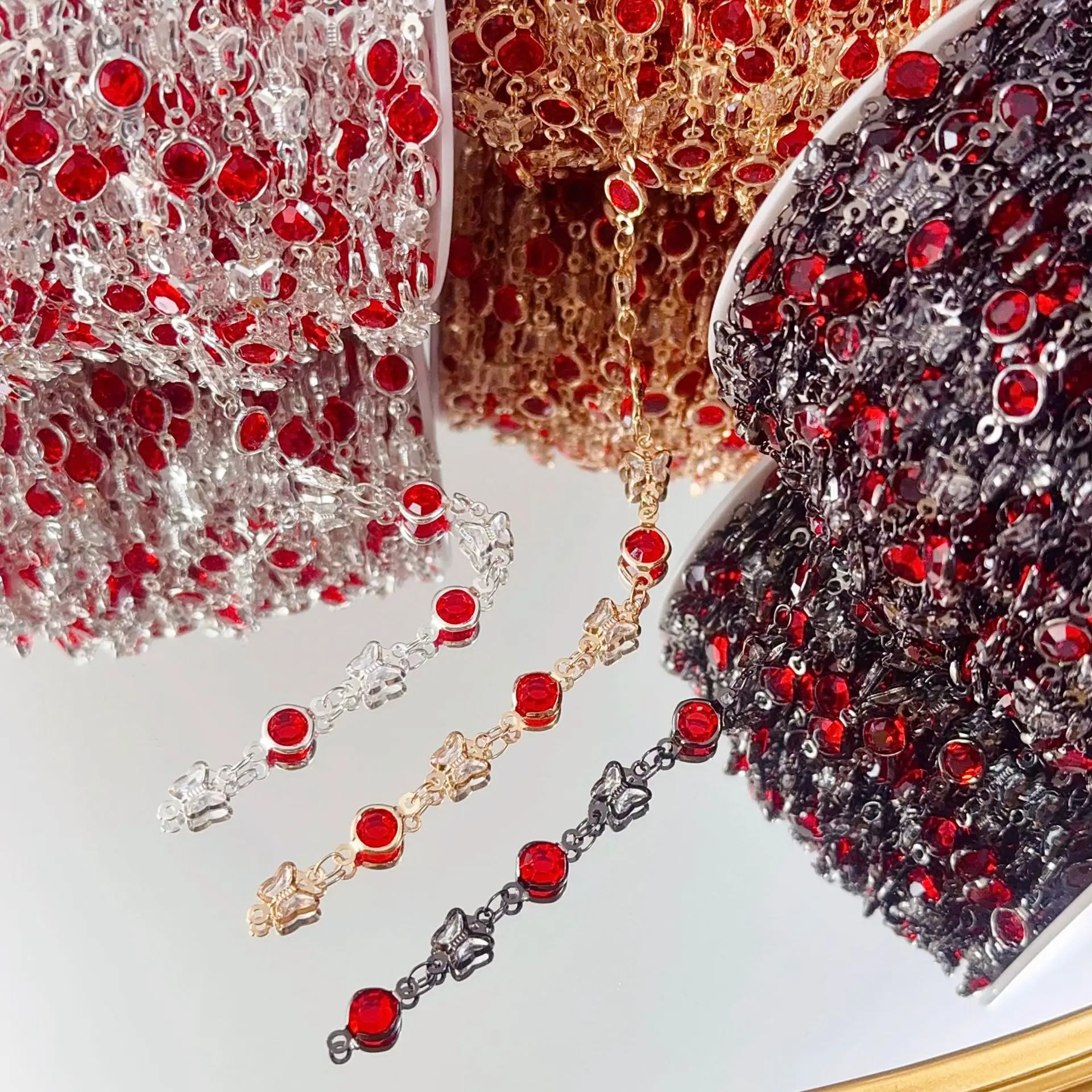 

0.5/1/2M Red Glass Copper Chain Butterfly Bead Handmade Chain DIY Jewelry Accessories Tassel Shoes And Hats Clothing Accessories