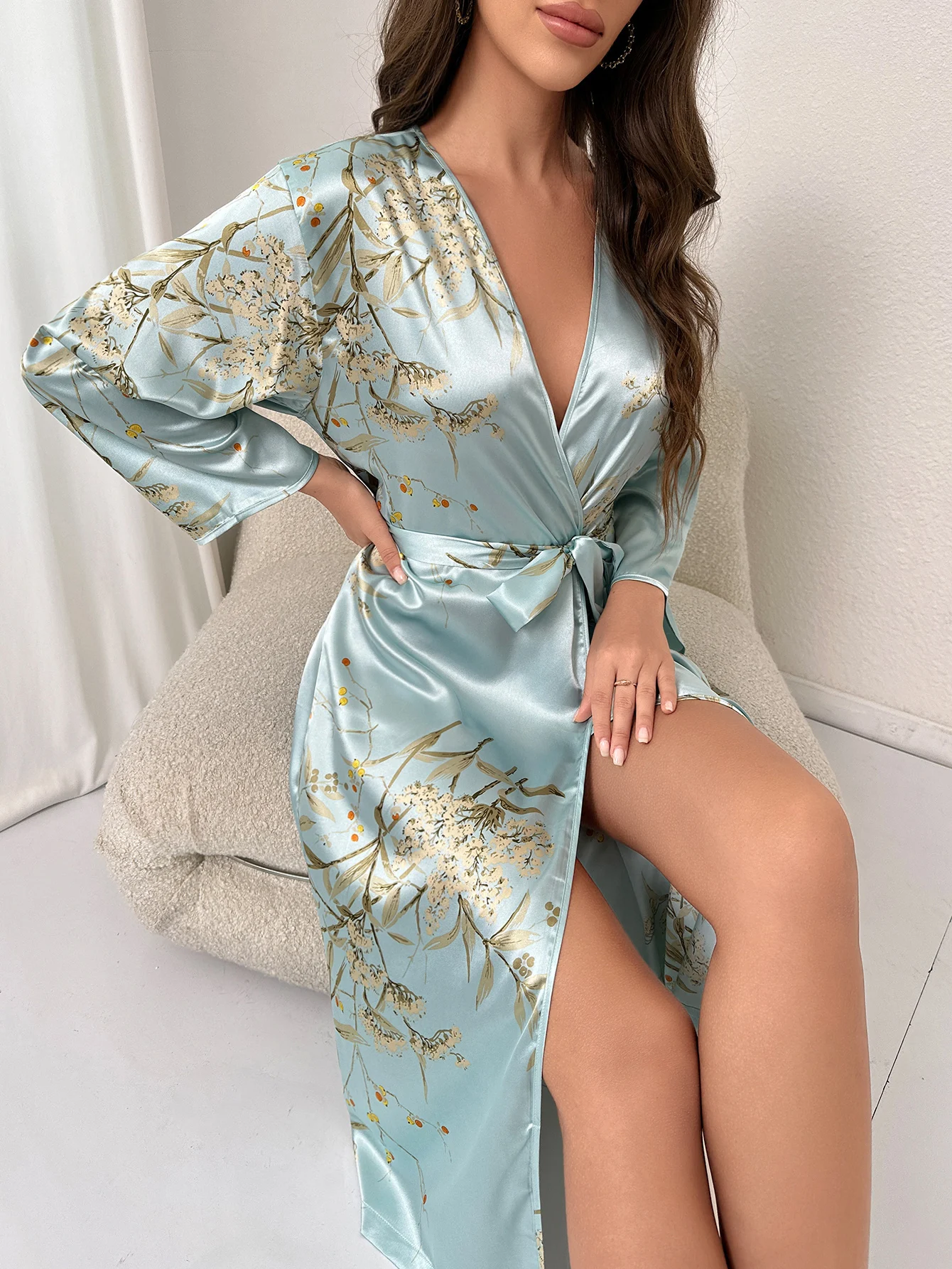 Floral Print Night Robe  Elegant Long Sleeve V Neck Robe With Belt  Women\'s Sleepwear