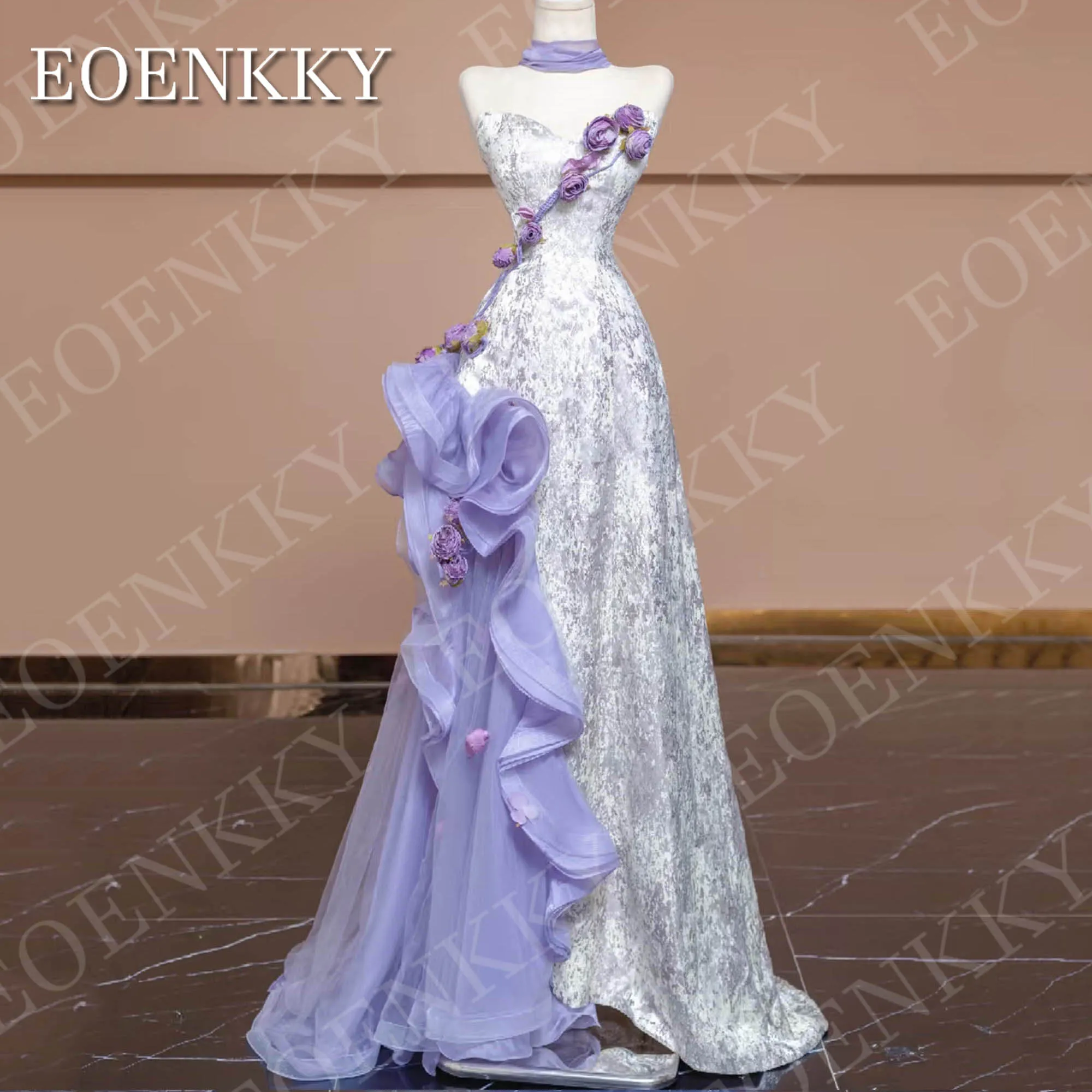 EOENKKY Maßgeschneiderte elegante Abendkleider mit 3D-Blumenmuster ärmellos V-Ausschnitt trägerlos A-Linie Rüschen Abschlussball-Partykleid Maßgeschneiderte elegante 3D Blumen Abendkleider ärmellose