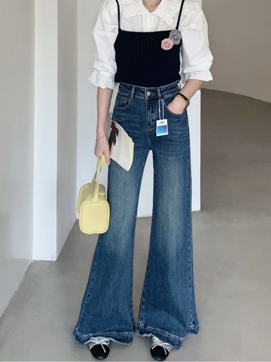 

Женские джинсы-клеш из ретро-синего денима, прямые, нестандартного кроя, весна 2026, из хлопкового стрейч-денима, облегающие, длинные брюки