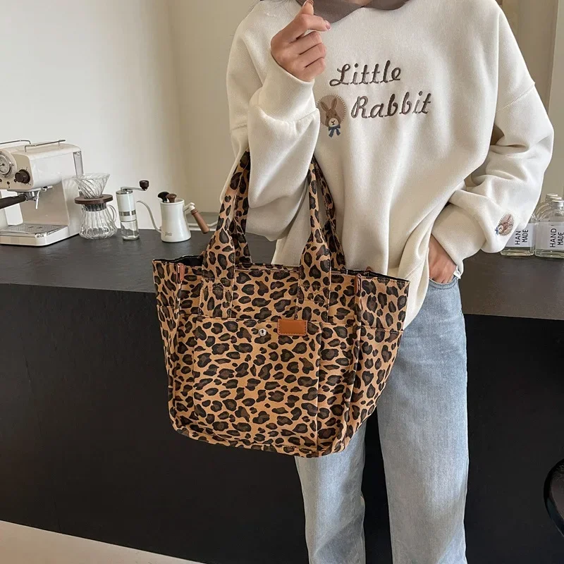 2024 Cross-border New Leopard Print Bag Canvas Handbag Large Capacity Multi-pocket Fashion Casual Shopping Armpit Bag