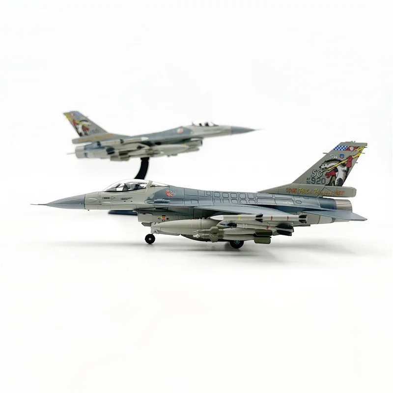 

Масштабная модель самолета F-16C Wild Marmot 1/72, издание к 50-летию, из сплава, коллекционный предмет декора