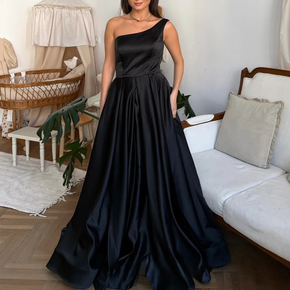 

Customized Black A-Line Prom Dresses Floor-Length One-Shoulder Sleeveless Evening Gown Simple Fashion Draped Backless Party Gown