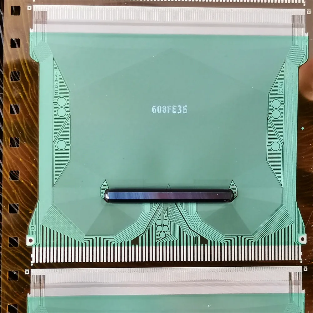 Nowy oryginalny moduł TAB COF sterownik IC 608FE36 T9SC5 MT3228-VH