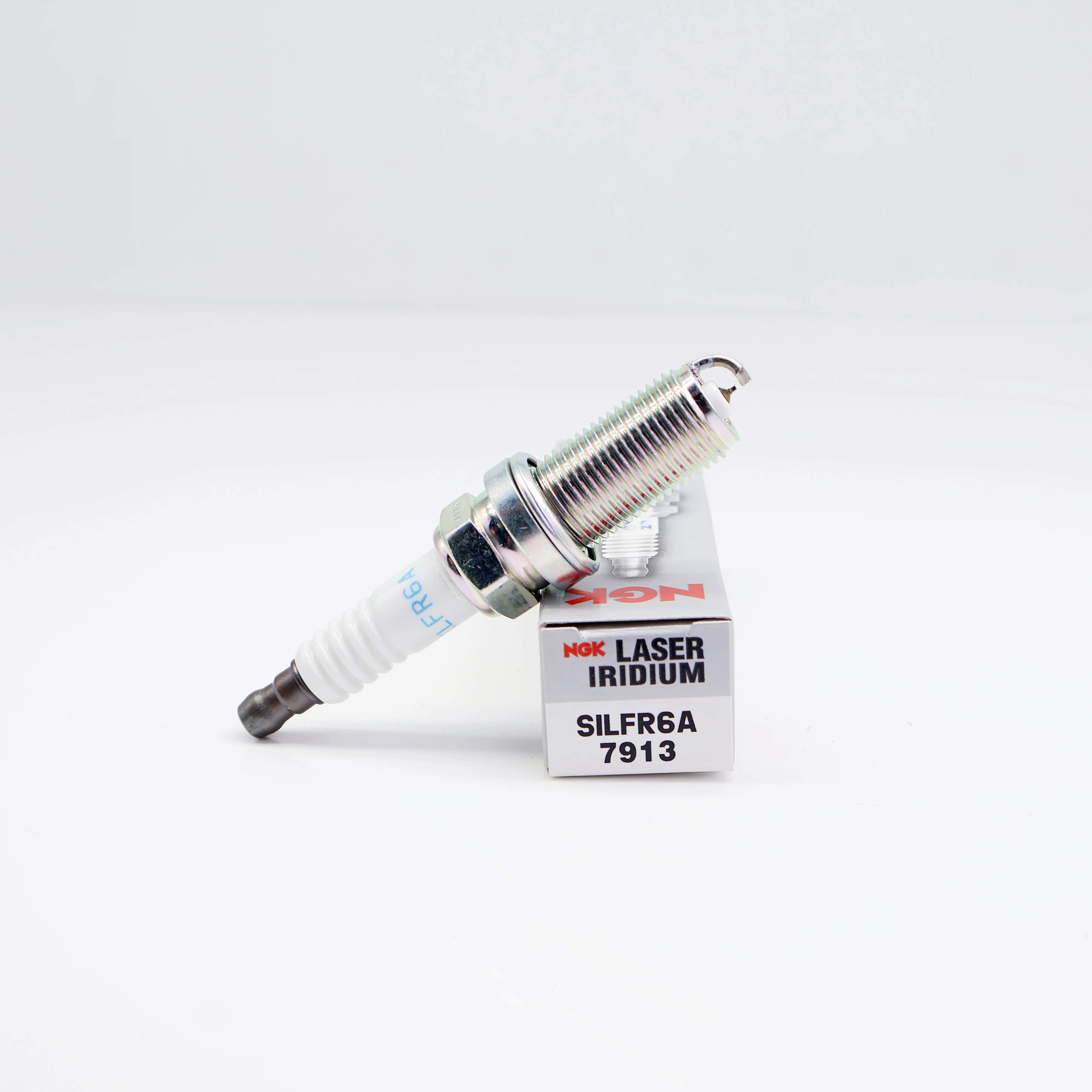 NGK Laser Iridium Spark Plug SILFR6A 7913 Original genuine product for Subaru,Dodge,Ram,Jeep OEM:22401AA670