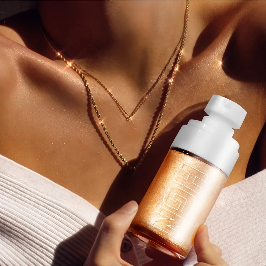 COSASTYA ハロウィン グリッター ボディ ハイライター - きらめくブロンザー、保湿ボディ オイル、光を拡散するマイクロパールのブレンド