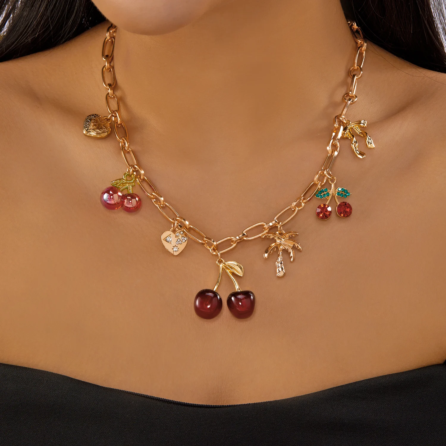 Sweet Red Cherry Zircon Clavicle Necklaces for Women Exquisite Imitation Pearl Strawberry Flower Metal Choker Party Jewelry Gift