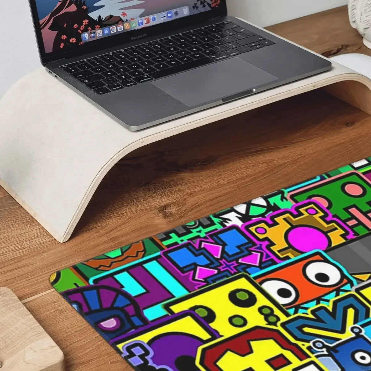 Видеоигра Geometry Dash Большой коврик для мыши Компьютерная клавиатура Коврик для мыши Игровой ПК Ноутбук Настольный коврик Офисные аксессуары Настольные коврики