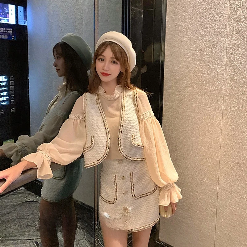 

Новый осенний модный комплект Ice Ice Came Ele: твидовый жилет и юбка с высокой талией для женщин, коллекция 2024