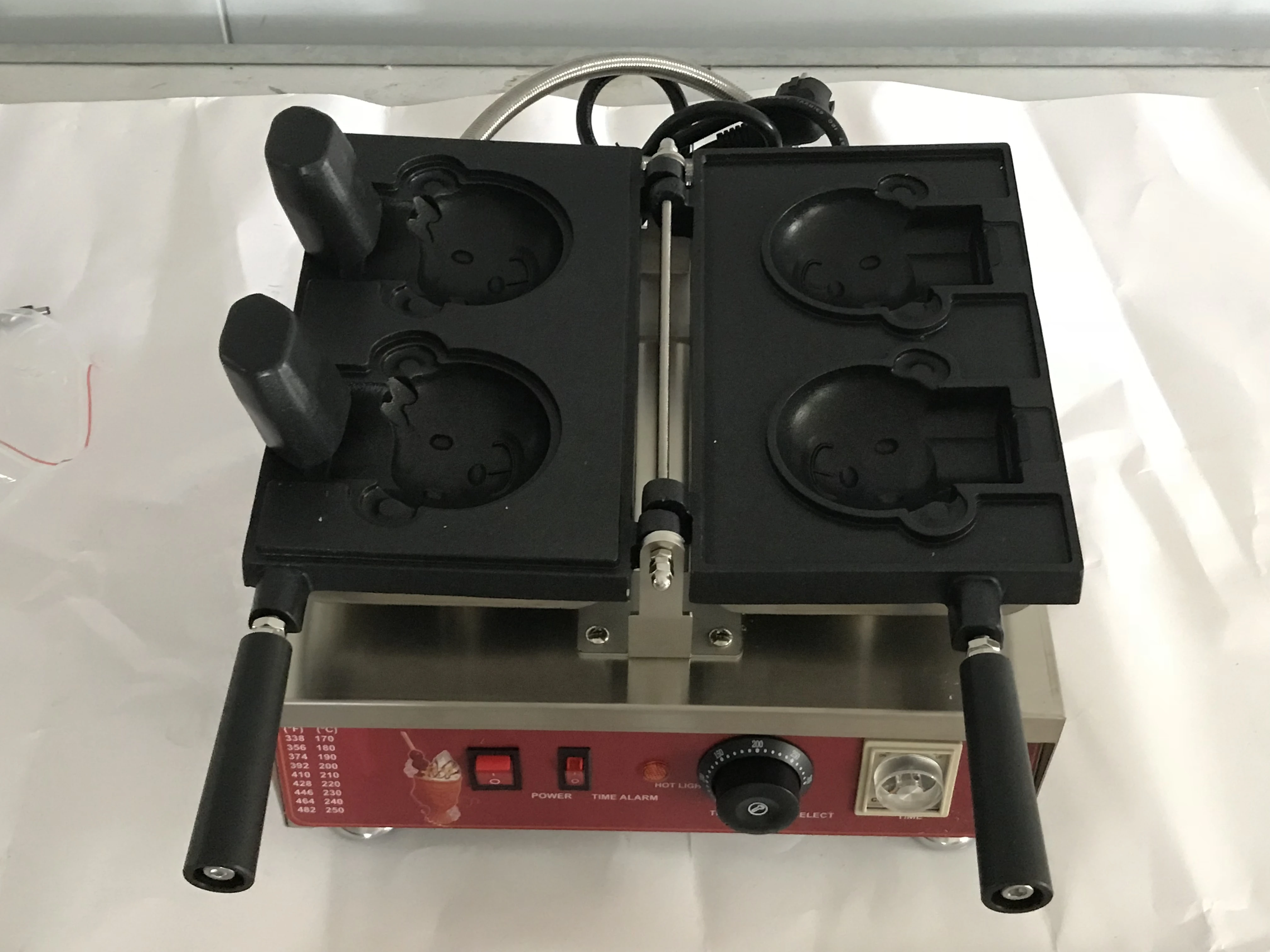 Commercial Use Non-stick 110v 220v Electric 2pcs Bear shape Ice Cream Taiyaki Machine