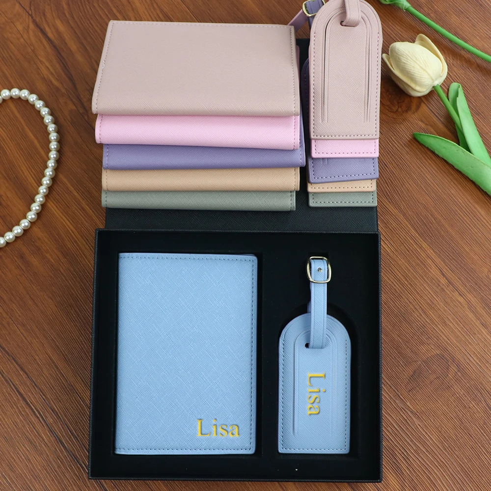 Personalisiertes Namensset, Unisex Safiano PU-Leder Reisepasshülle und Gepäckanhänger Geschenkbox – Detail 4