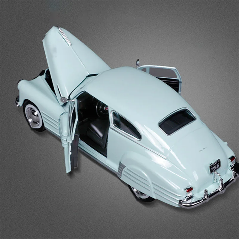 Maisto 1:24 1948 Chevrolet Fleetline Aerosedan Alloy Classic Sports Car Model Diecasts Metal Retro Vehicles Car Model Kids Gifts