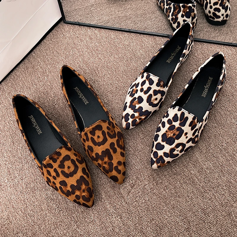 

2026 New Arrival Women’s Niche Leopard-Print Pointed-Toe Slip-On Pumps with Low Heel & Soft Sole for Spring and Autumn