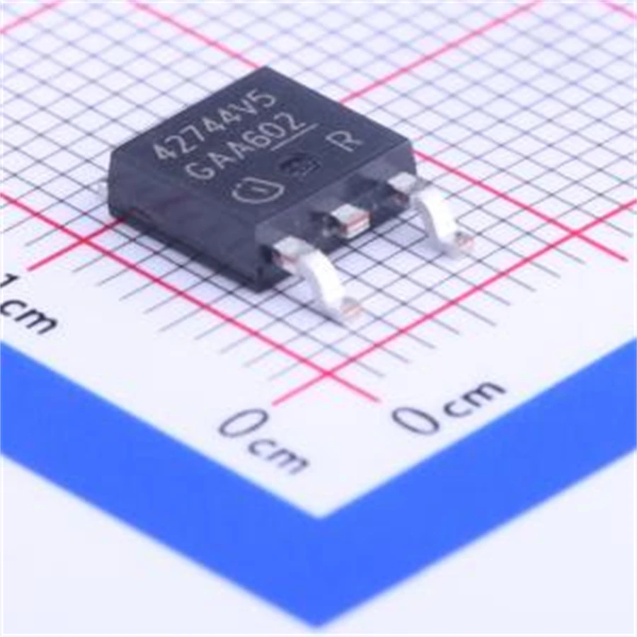 20 PZ/LOTTO TLE42744DV50 (PMIC)