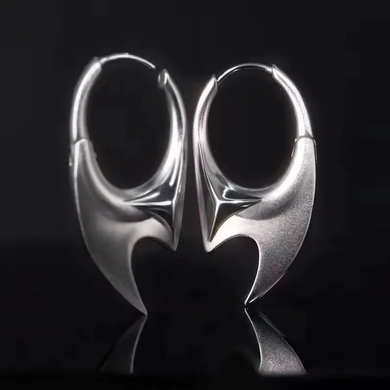 

Creative simplicity and versatile jewelry, retro neo-gothic earrings