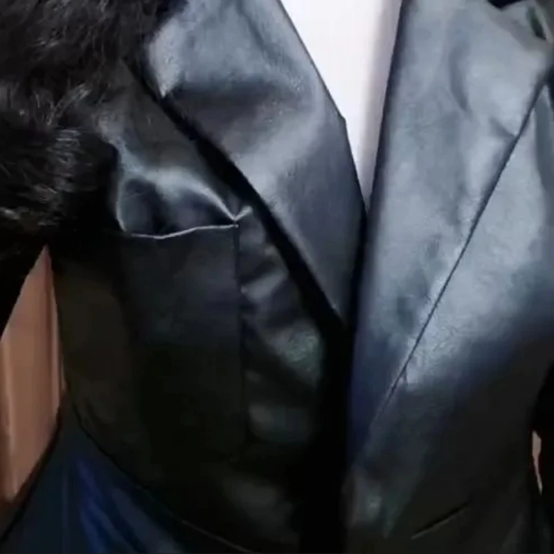 ファッションと美しい海外スタイル、コールドデパート、高級感、ブラックウエストレザージャケット、ショートコート、レディース春新作