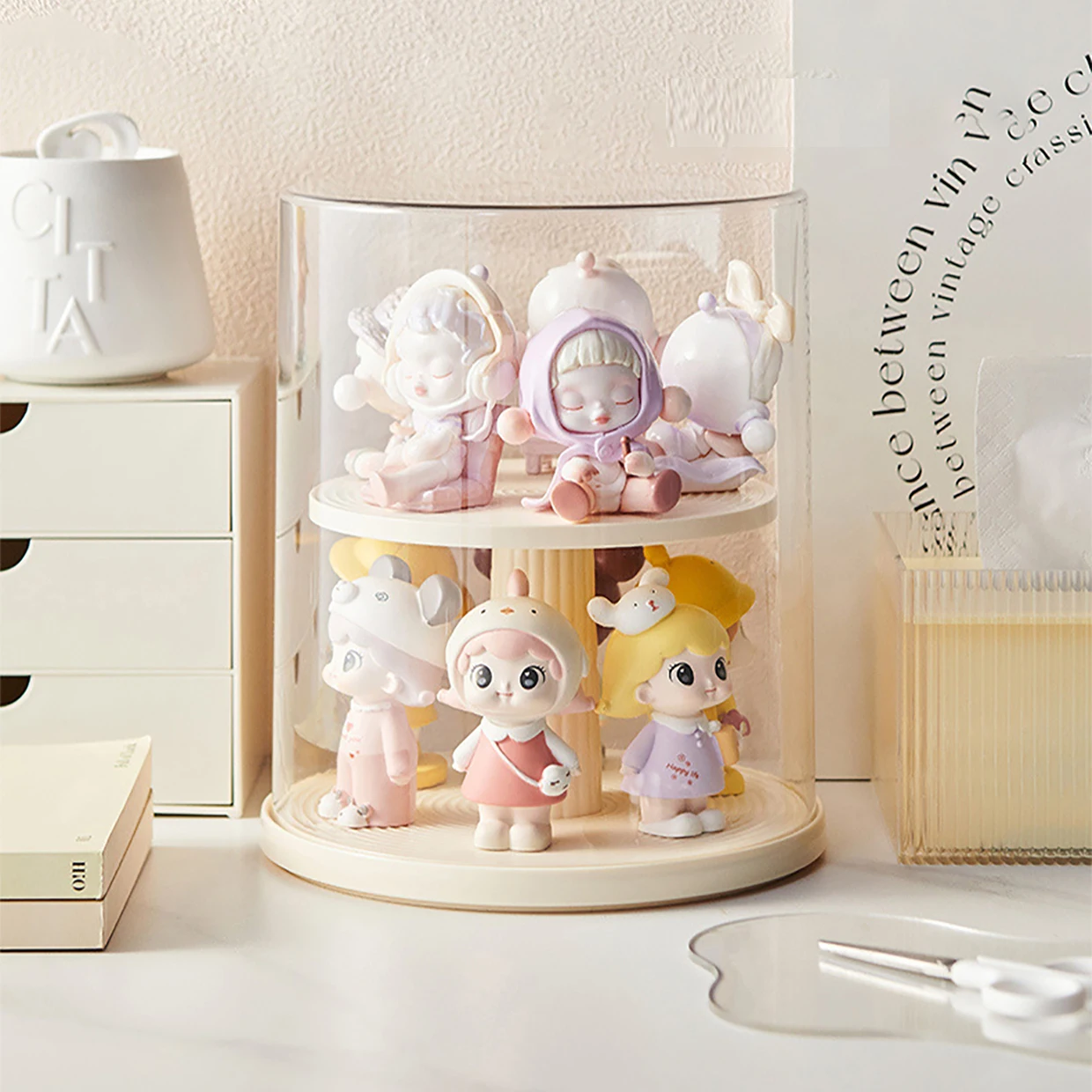 

Dust-proof Labubu Pendant Display Box Rotating Transparent Labubu Doll Display Stand Handmade Storage Decorative Ornaments