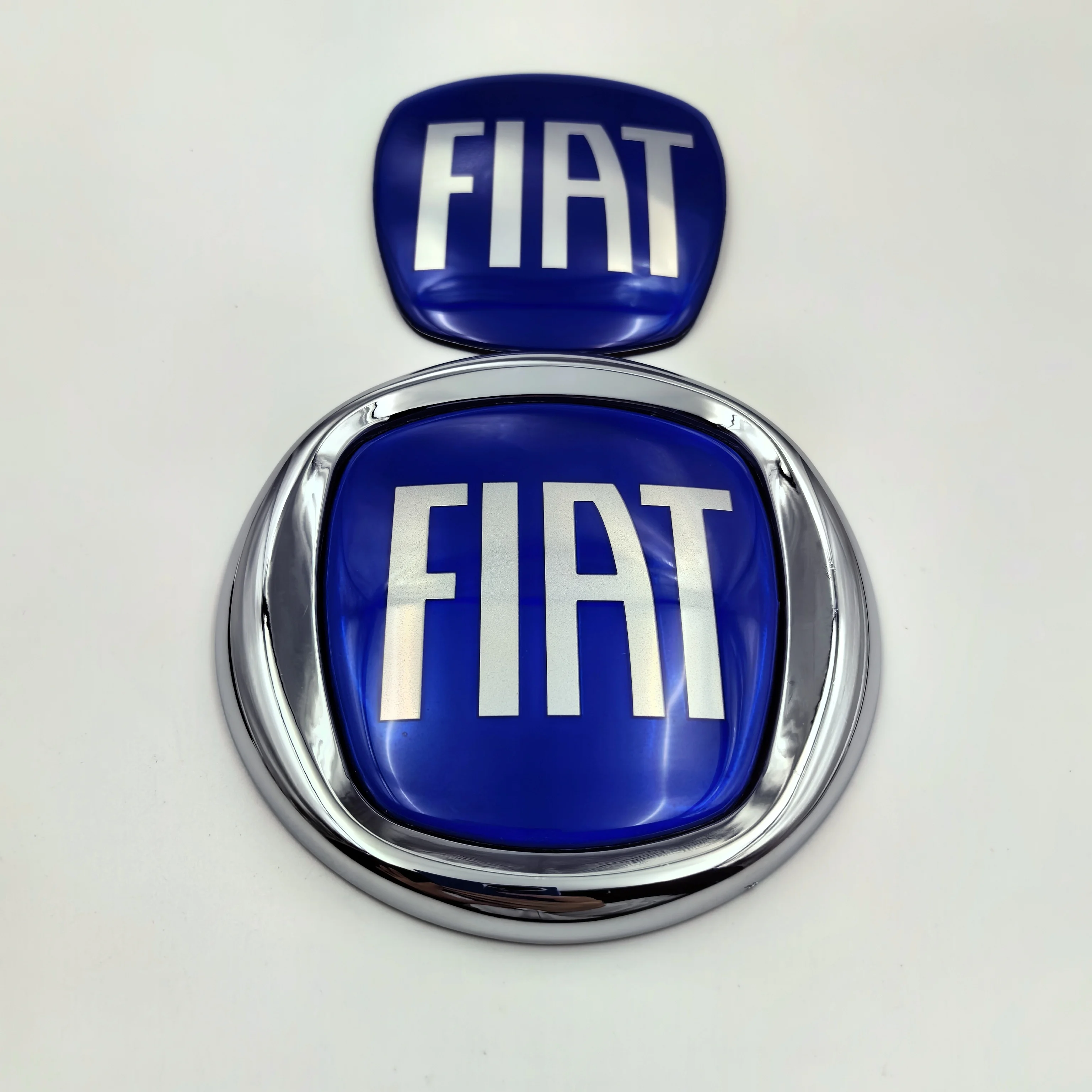 1PS Fiat epoxy Emblem Sticker 9/12cm Car Hood Accessory for Doblo Tipo Panda Ducato Fiorino Grande Punto 500X 500 Freemont Stilo