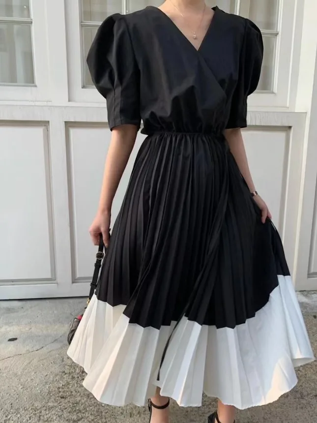 

Ele V-Ne Loose Waist Gown with Sa Color Blo A-Line Long Dr Women's Chic Pleated Maxi Skirt Commute Sle High Waist