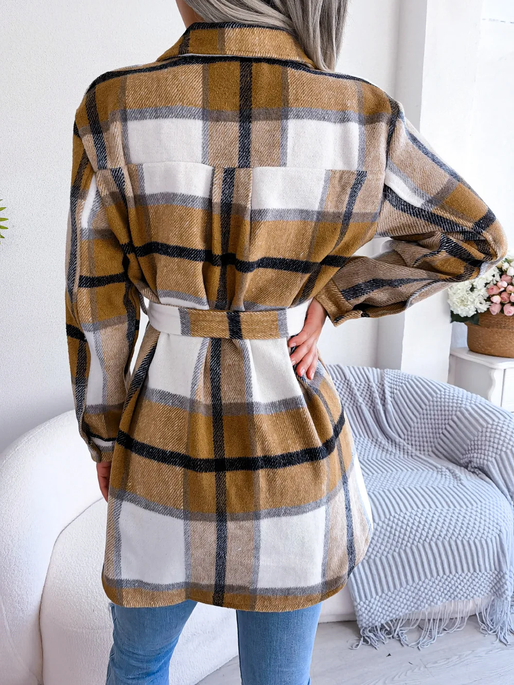 2025 New Fashion Retro Street Wear Casual Color Block Checkered Long Sleeve Tie-up Thickened Wool Coat Women's Clothing
