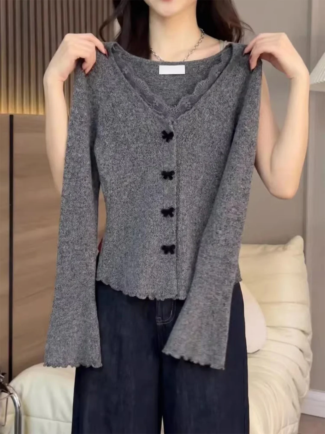

ay V-Ne Long Sve Knitted Cardigan Women's Slimming Sle Button-Up Faionable Winter Outerwear Soft Korean Sle