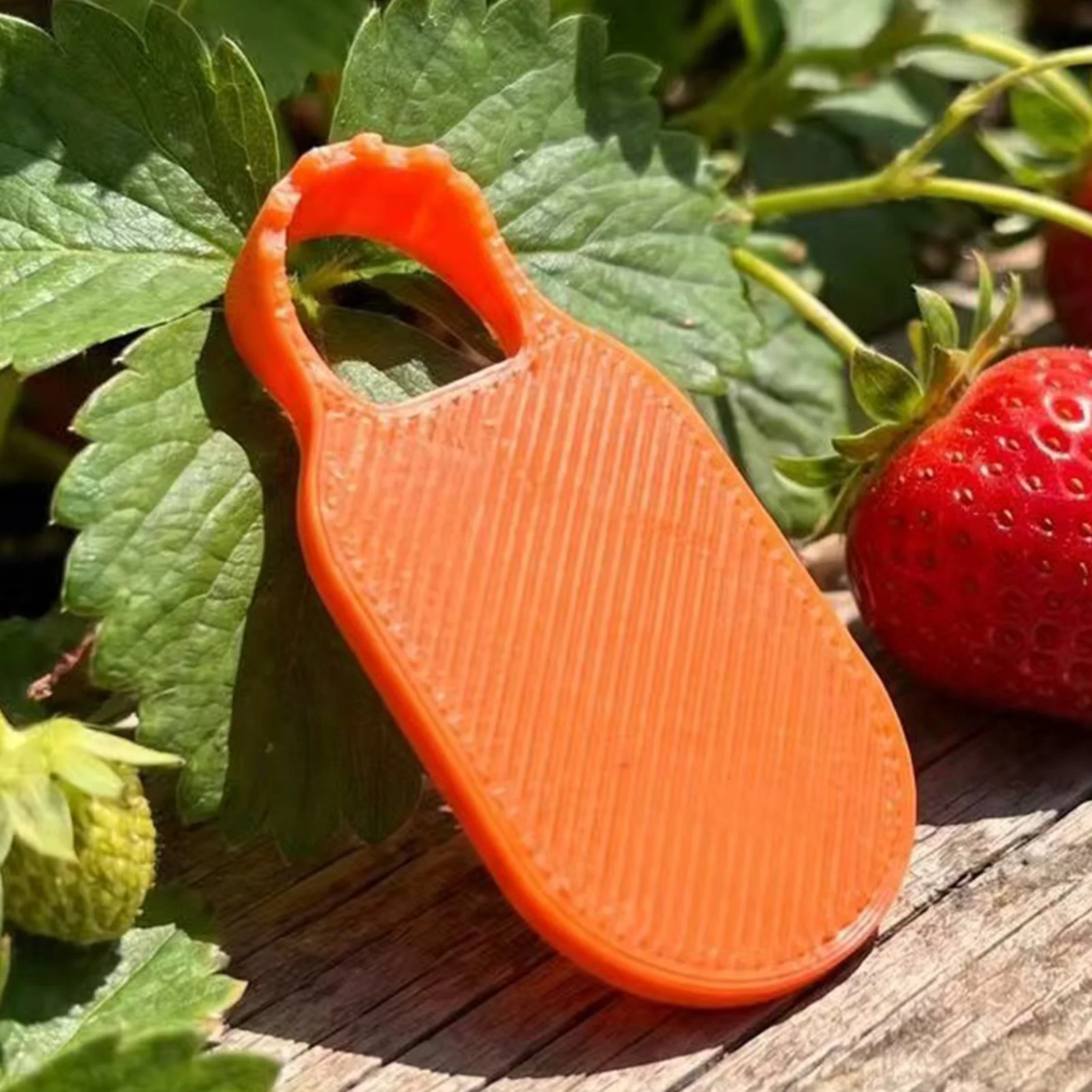 Strawberry Huller Stainless Steel Stem Remover Manual Twists Fruit Corer Tool For Baking Prep Kitchen Gadget Appliance Accessory