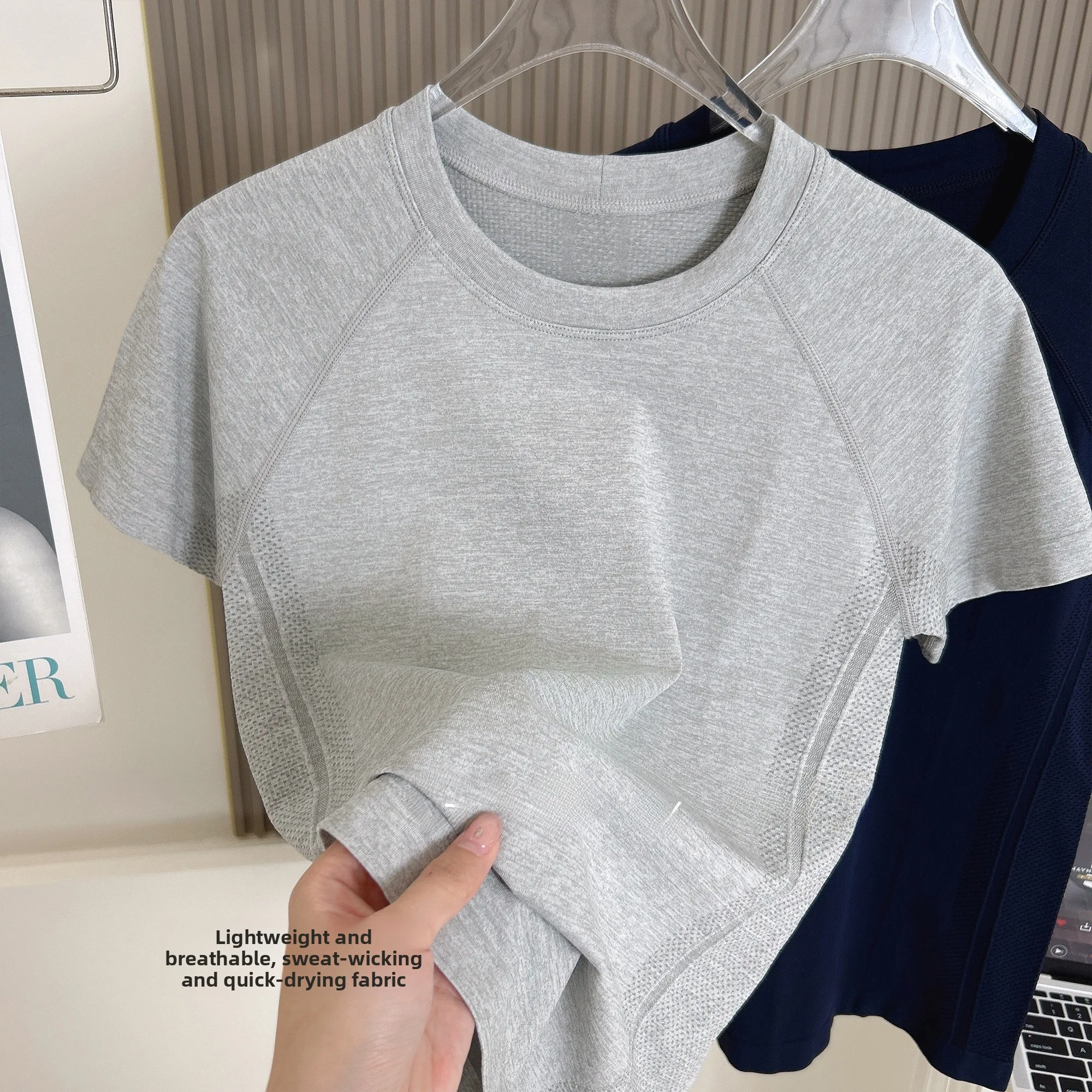 

Women's ort Sve Sport T-irt Qui Dry Sweat Absorbent Breathable Running Fitn Slimming Yoga Wear Summer New Top