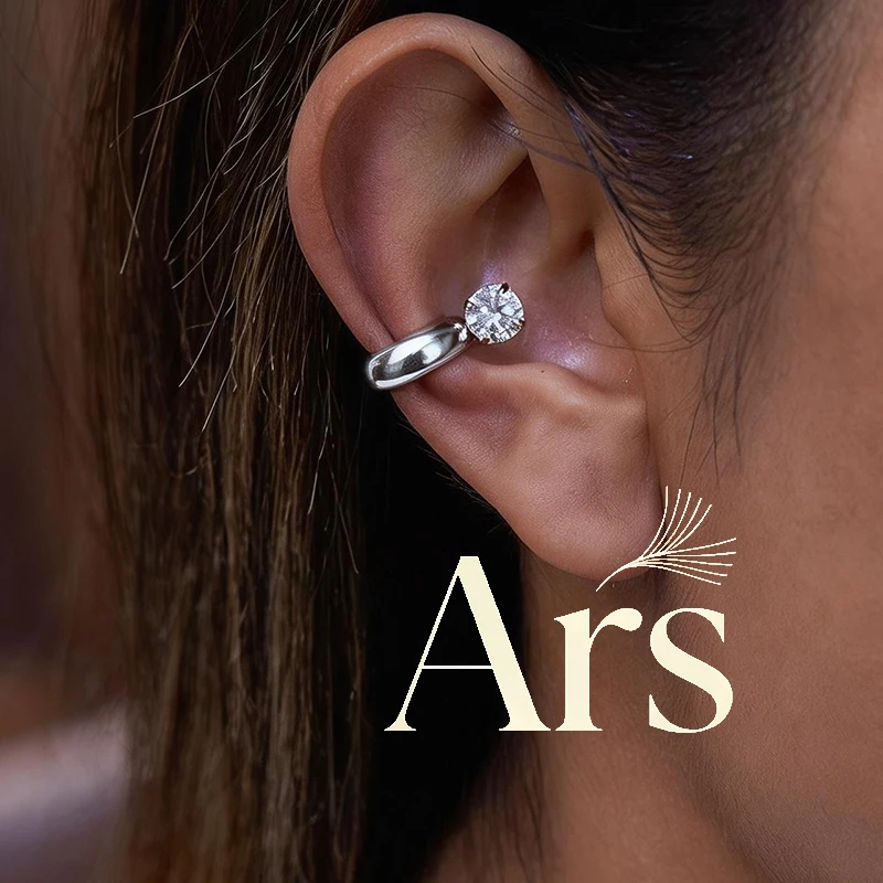 Ars Edelstahl Ohrklemmen ohne Piercing für Damen, 18K vergoldete Creolen, minimalistische glänzende Zirkonia-Clip-Ohrringe
