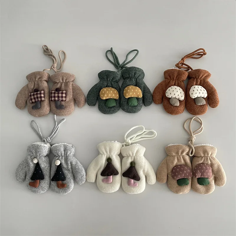 

Детские перчатки, осень-зима 2023, новые толстые перчатки Ins с грибами, детские зимние варежки с подвесным воротником для маленьких мальчиков и девочек