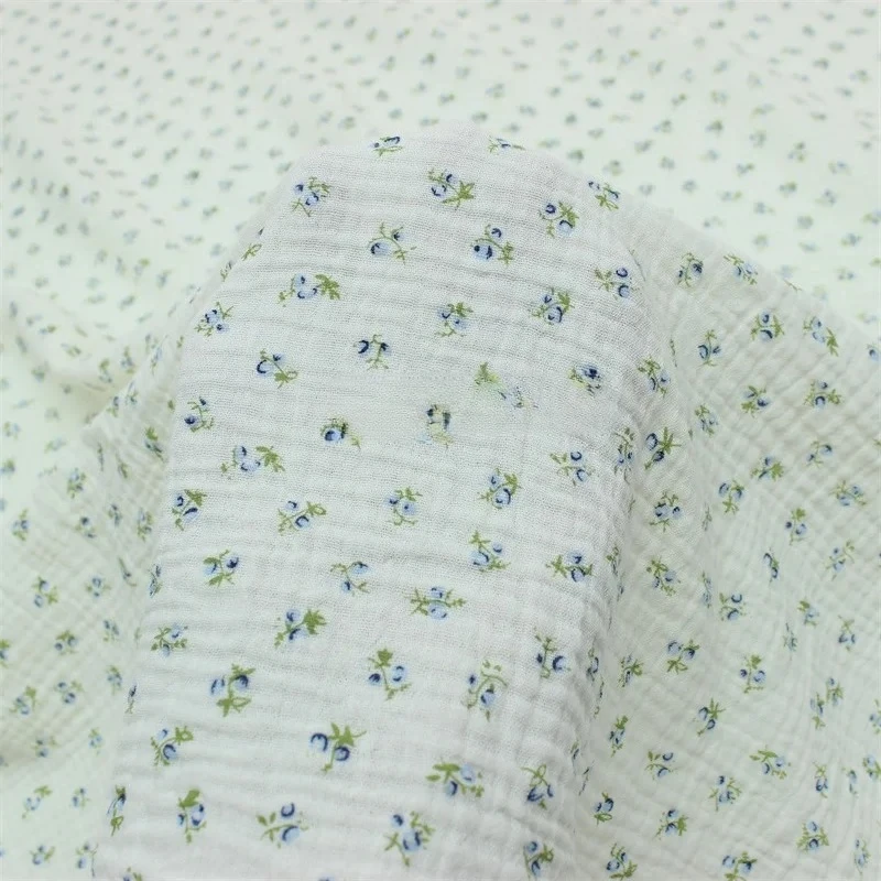 

135x50cm High Quality Double-layer Cotton Gauze Fabric with Small Fresh Floral Print for Baby Clothes and Blankets Sewing Cloth