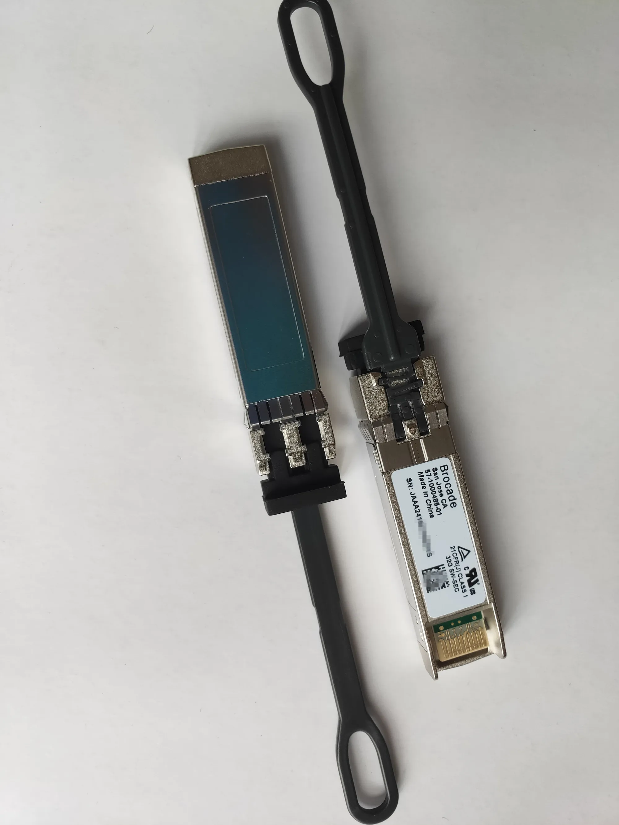 

1PCS Brocade SFP+ 32G Fiber Optical 57-1000485-01 SW-SEC FC-SAN XBR-000412 G710 G720 G630 G620 X7 SNS3664 32GB Fiber Transceiver