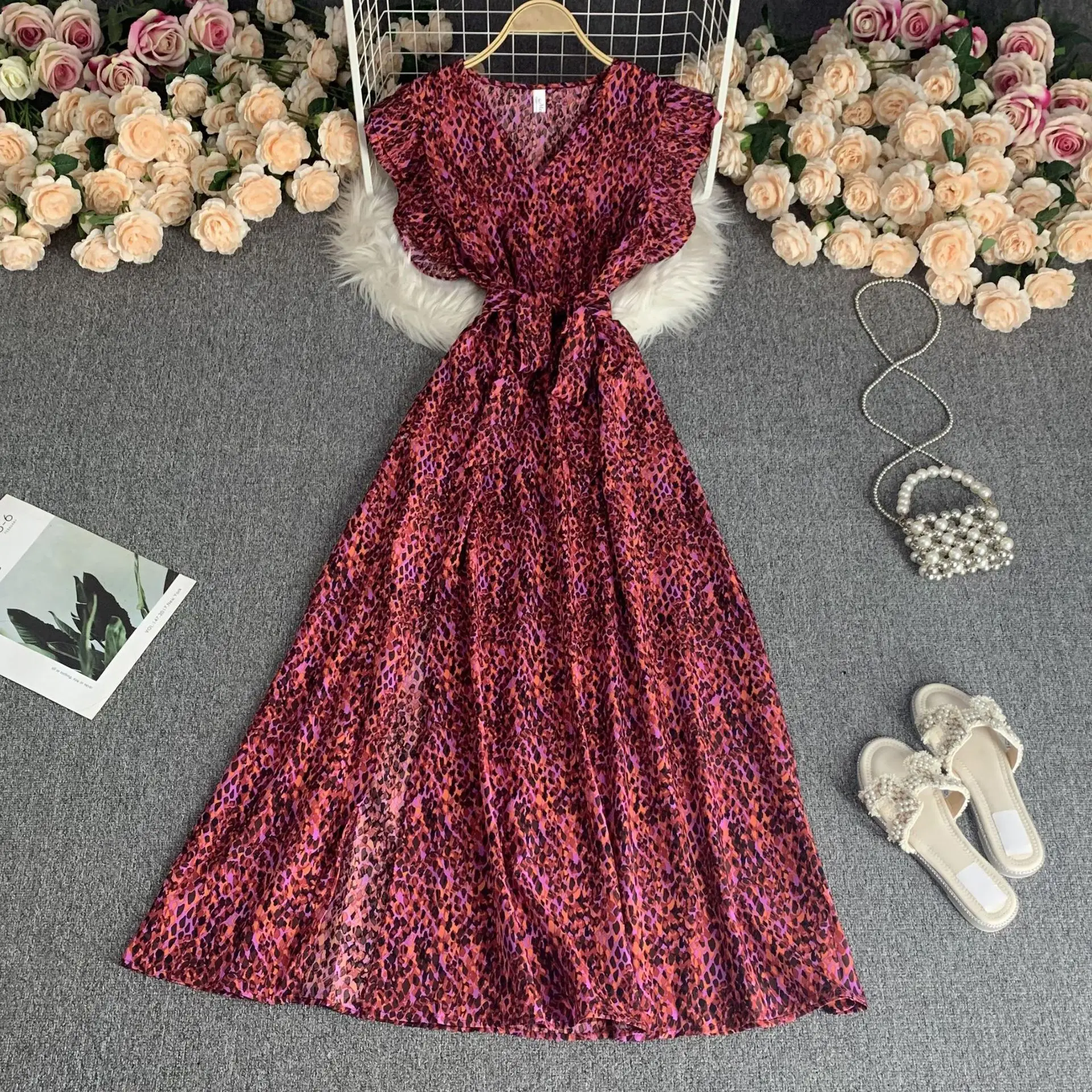 Vestido francés con cuello en V, novedad de verano, cintura plisada, adelgazante, Retro, alto temperamento, vestidos grandes con vuelo