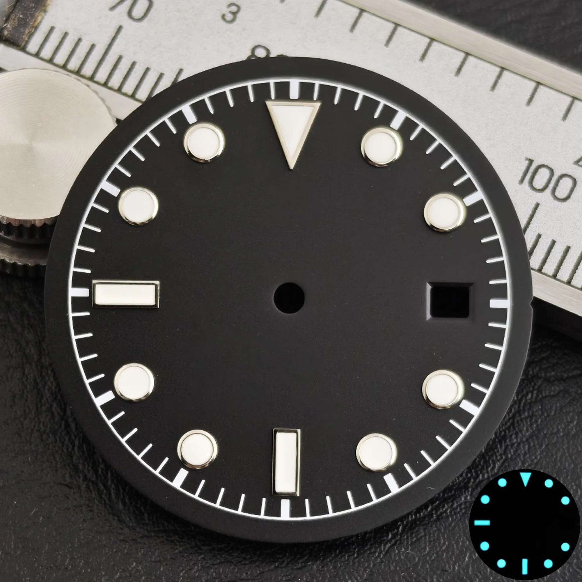 قرص ساعة 30.5 ملم مناسب لقطع غيار ساعة ميوتا 8215 ذات الحركة الميكانيكية الأوتوماتيكية باللون الأزرق والأخضر المضيء