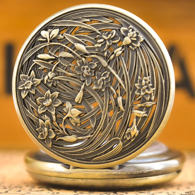 Vintage Bronze Clamshell แฟชั่นสร้างสรรค์ดอกไม้บรรเทานักเรียนสาวของขวัญสร้อยคอควอตซ์นาฬิกาพ็อกเก็ต