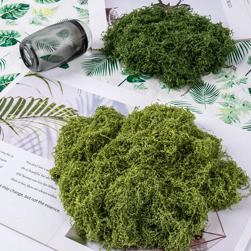 Realistic Artificial Moss Sheet - for DIY Scenery, Fairy Gardens, Green Walls & Decoration, Easy to Cut