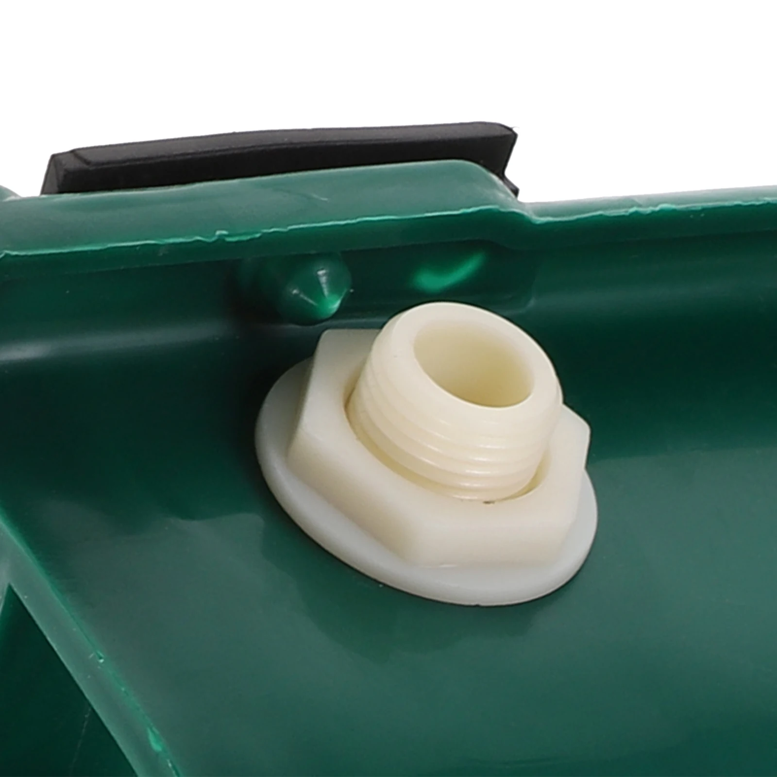 

Plastic Water Bowl Automatic Farm Waterer For Livestock Durable Animal Drinking Trough Cow Horse Sheep Goat Cattle