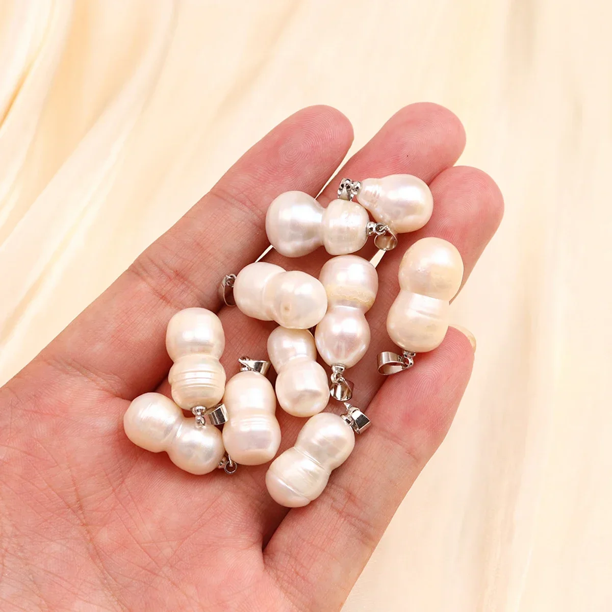 

2pcs Natural Baroque Pearl Pendant White Irregular Gourd Shape Pearl Charms for Making DIY Earrings Necklace Accessories