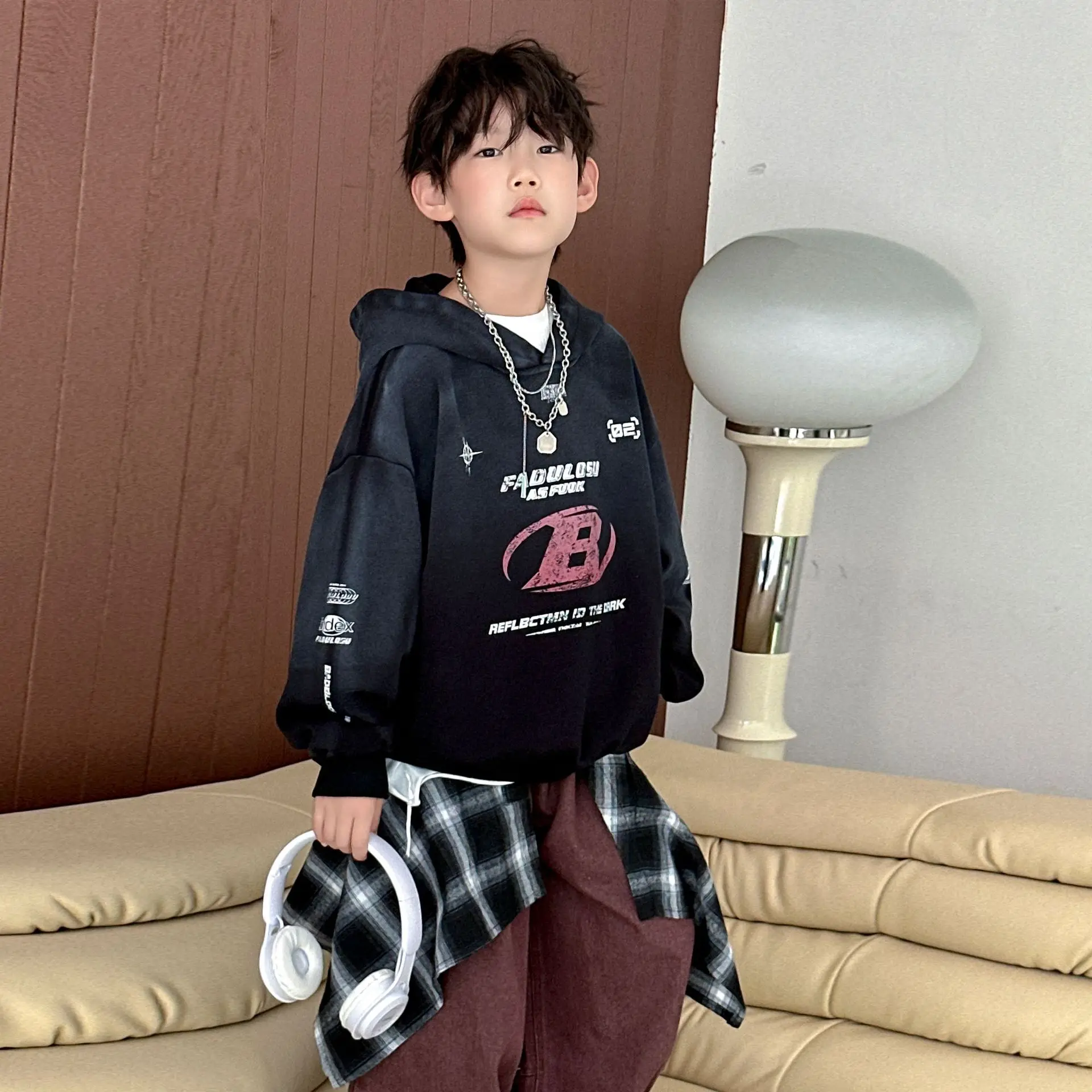 

Boy Spring and Autumn Trend Brand Hooded Sweater 2025 New Boys Handsome Bottom Shirt Long Sleeve T-Shirt Top Children's Clothing