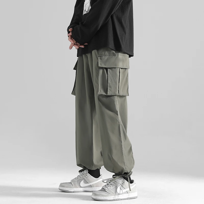 

Cargo Pants Men's Loose Straight Oversize Harem Pants Multi-Pocket Jogger Sweatpants Men Hip Hop Baggy Trousers Streetwear