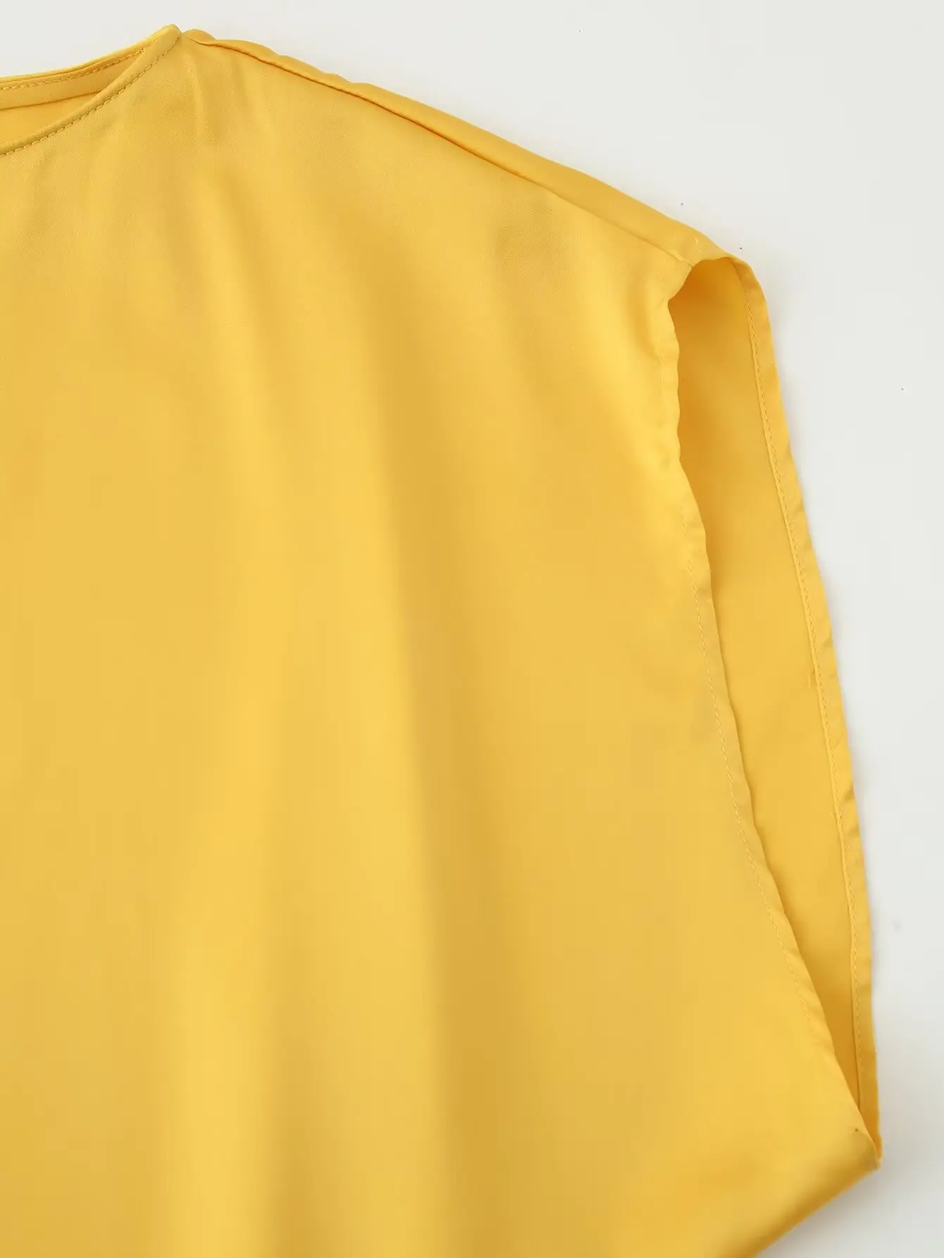 여성 드레스 2025 신상품 패셔너블한 벨트 웨이스트 실크 새틴 텍스처 미디 드레스