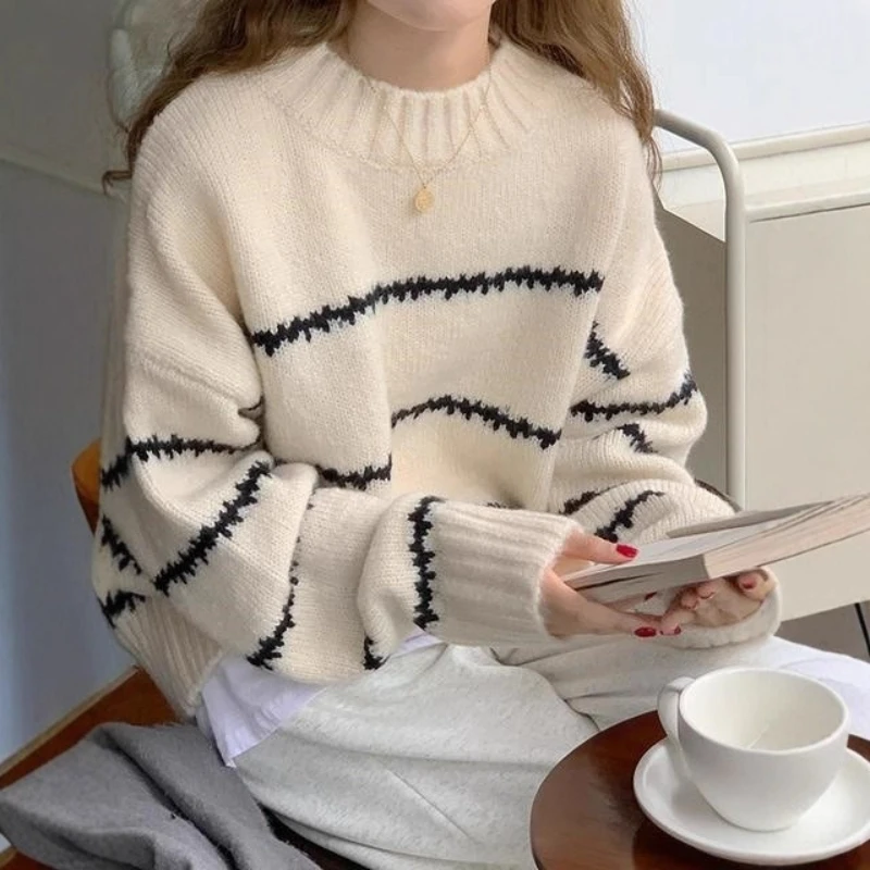 

Retro Contrasting Color Lazy Style Loose Sweater for Women - Spring-Autumn LongSleeved Striped Round-neck Knitted Shirt