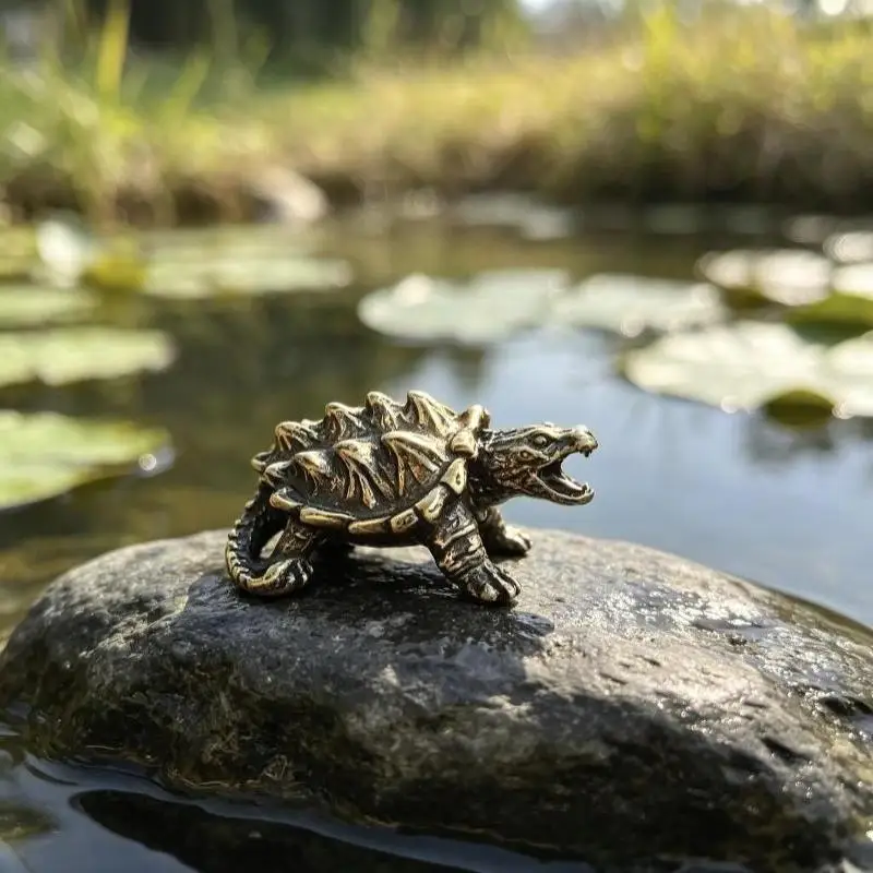 Alloy Brass-Toned Mini Snapping Turtle Figurine Lifelike Details Retro Finish for Workstation Decor Animal Lover Souvenir