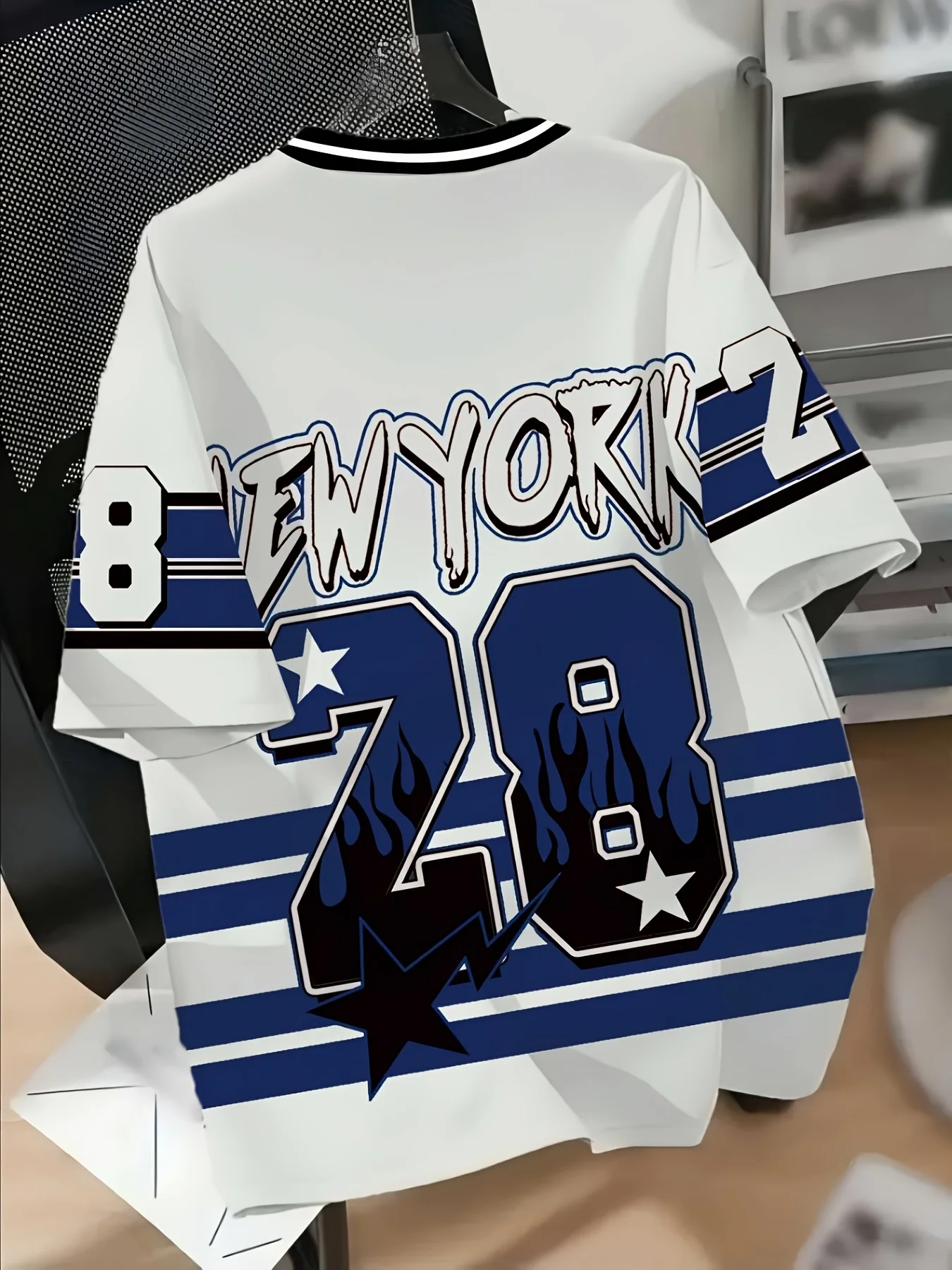 The 2025 summer new men's T-shirt is a casual sporty comfortable and soft digital print streetwear collection