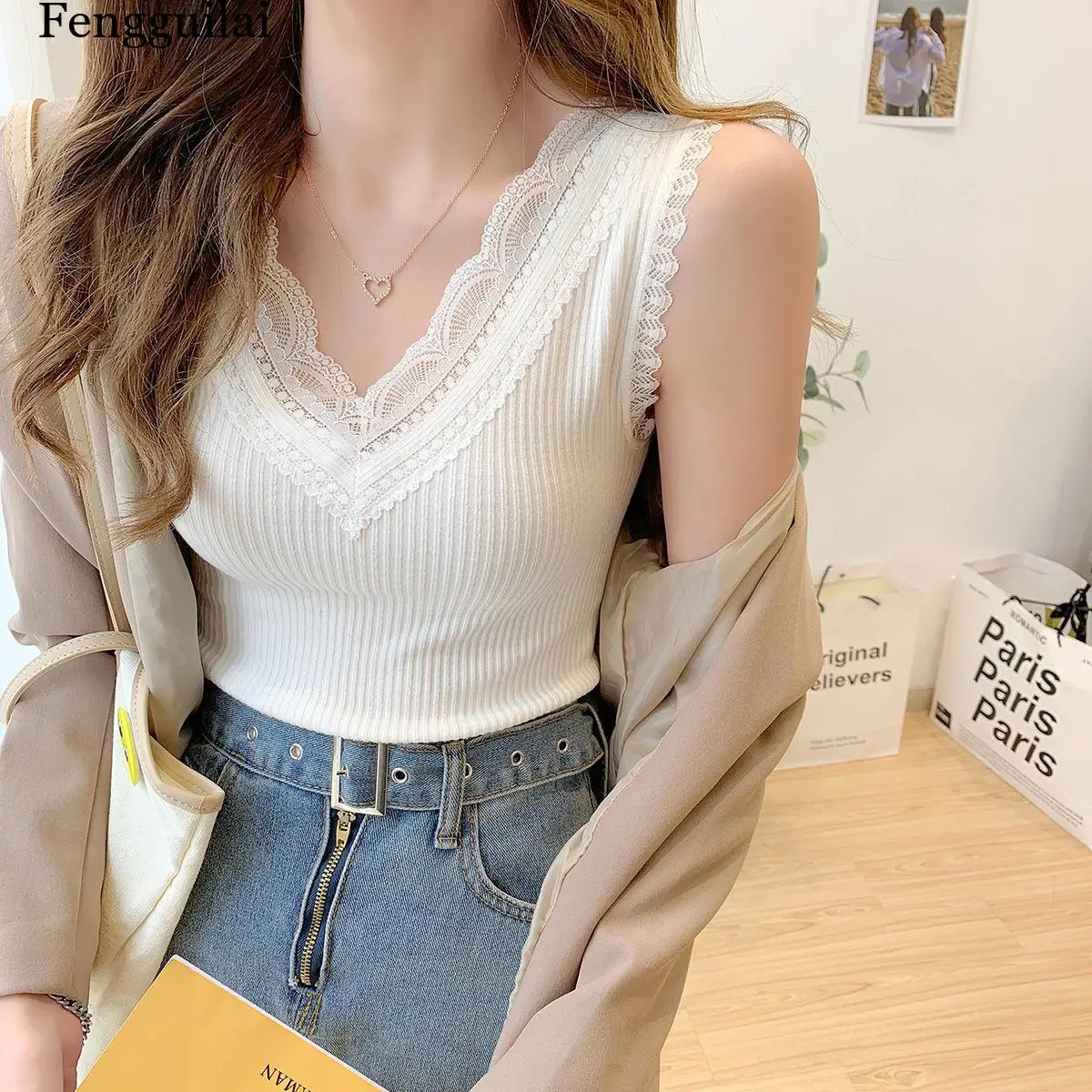 V-neck Lace Edge Wide Shoulder Suspender Vest Women Summer Single Two Pieces Versatile Slim Sleeveless Threaded Top Bottomed
