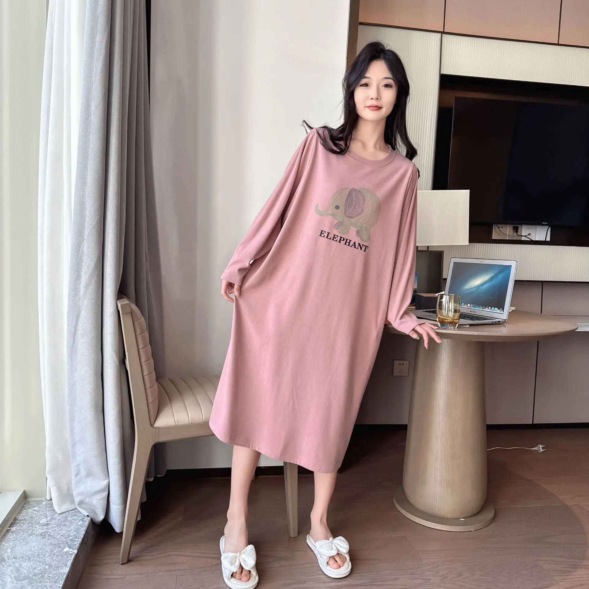 2024 New Female Casual Cartoon Nightdress Ladies Velvet Sleepwear Women Plus Size 100kg Nightgown Long Sleeve Loose Home Dress