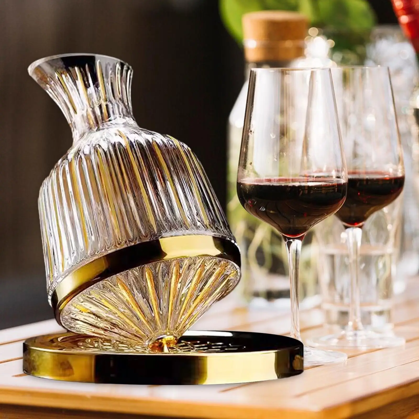 Wine Decanter Whisky Dispenser 360° Rotation Red Wine Decanter 1500ml Wine Accessories Wine Aerator for Banquet Wedding Gift