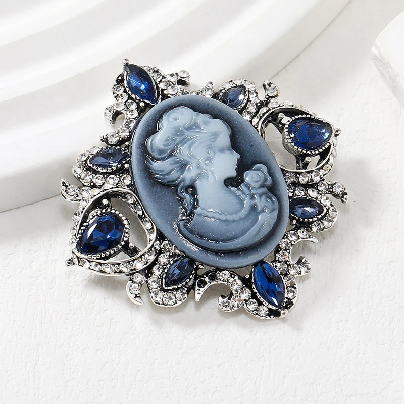 Vintage Rhinestones Blue Brooches For Women Beauty Head Brooch Pins Clothing Accessories Gift