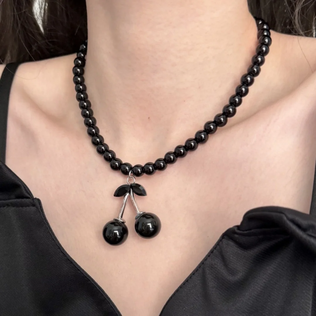 

DUTRIEUX Black Cherry Beading Bead Pendant Necklace Trendy Punk Style Minimalism Choker For Women Clavicle Chain Jewelry Gifts